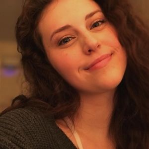 Meet your Posher, Madeline